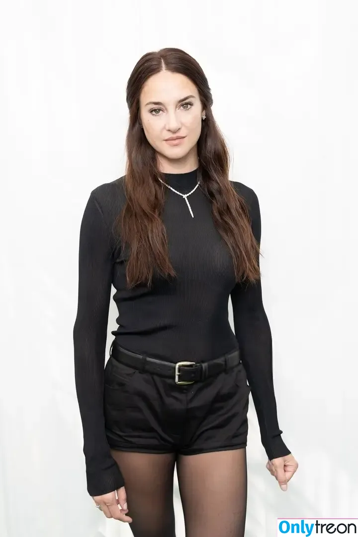 Shaliene Woodley nude photo #0688 (shailenewoodley)