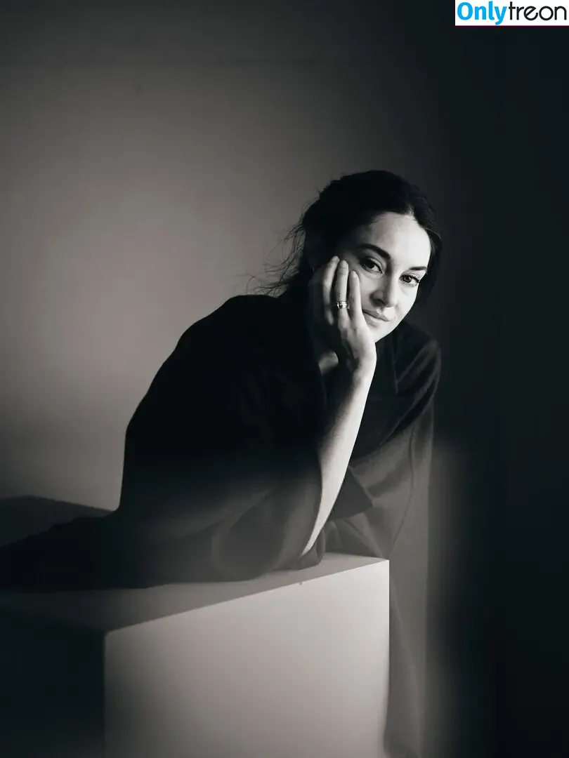 Shaliene Woodley голая photo #0704 (shailenewoodley)