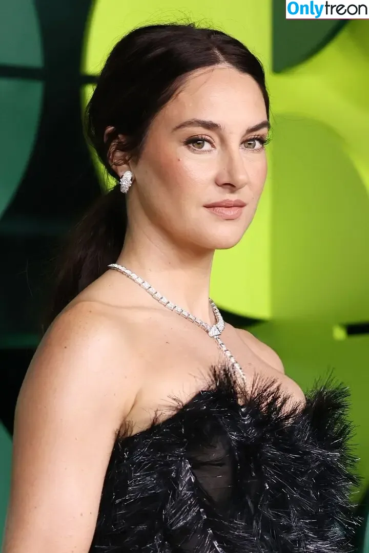 Shaliene Woodley nude photo #0747 (shailenewoodley)