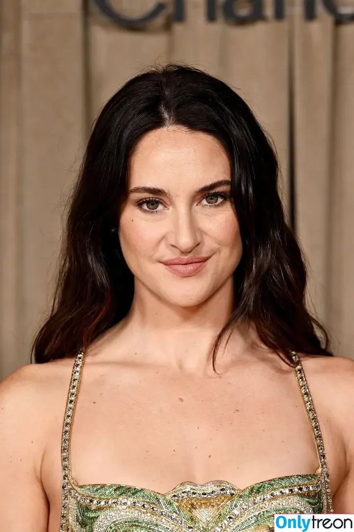 Shaliene Woodley nude photo #0811 (shailenewoodley)