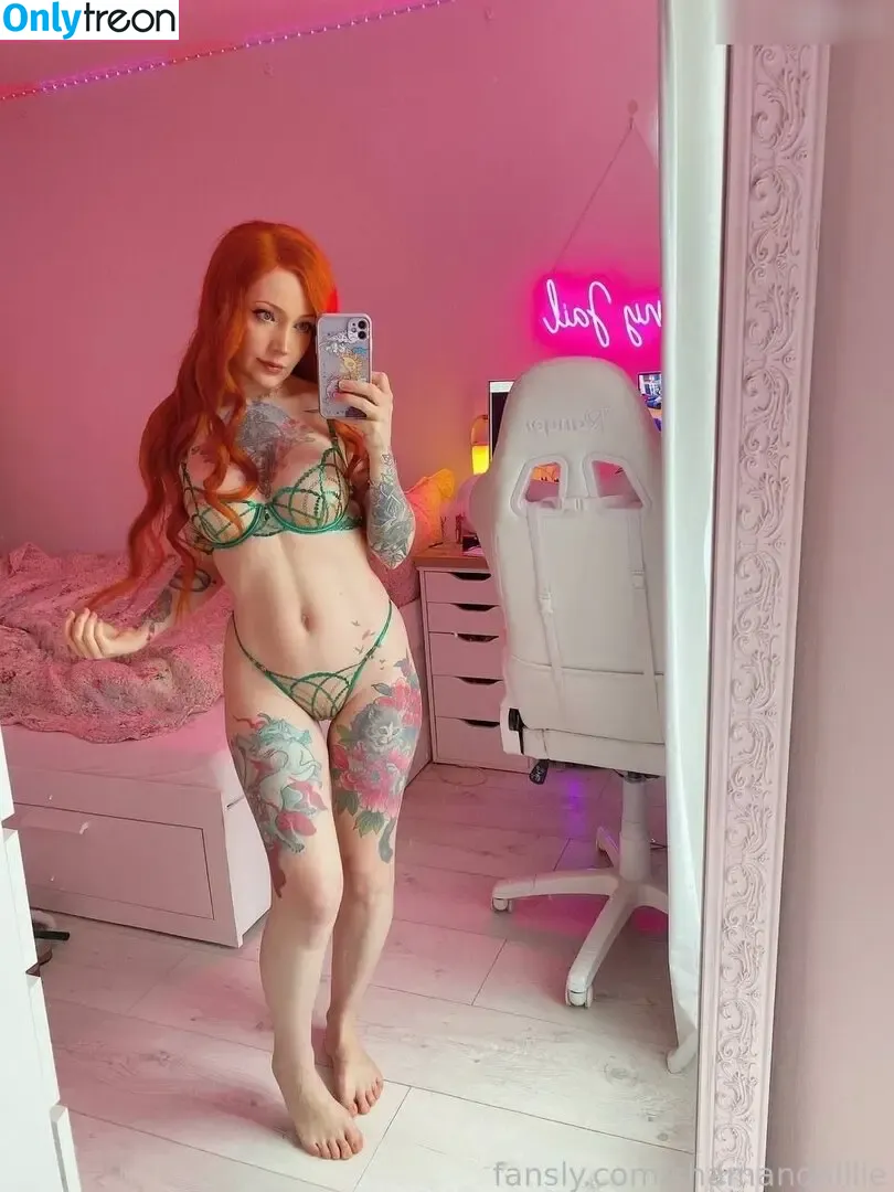 shamandalilie nude photo #0117 (Shamandalilie.3 / lilyfoxxxy / shamandalil)