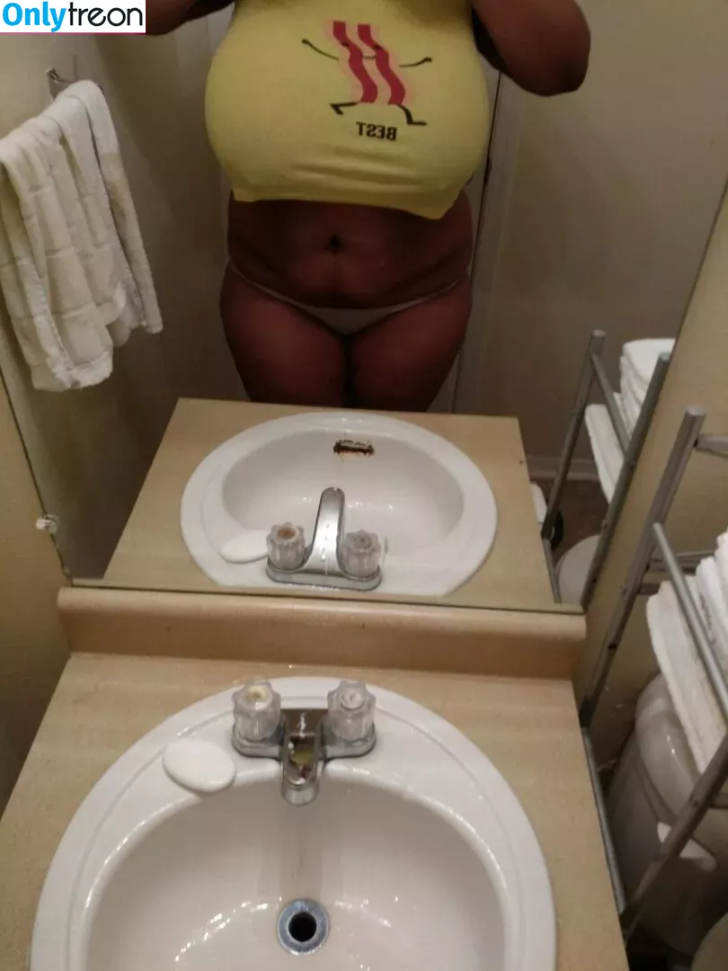 Shamefully_Skilled nude photo #0030 (thebarbellresistance)