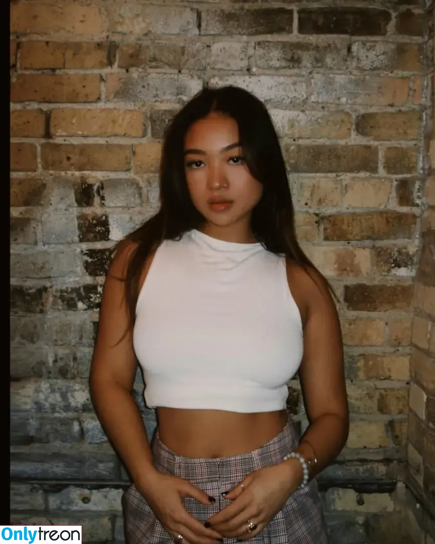 Shanbae nude photo #0002 (Shan.nkl / Shannon Lee / shantae87)