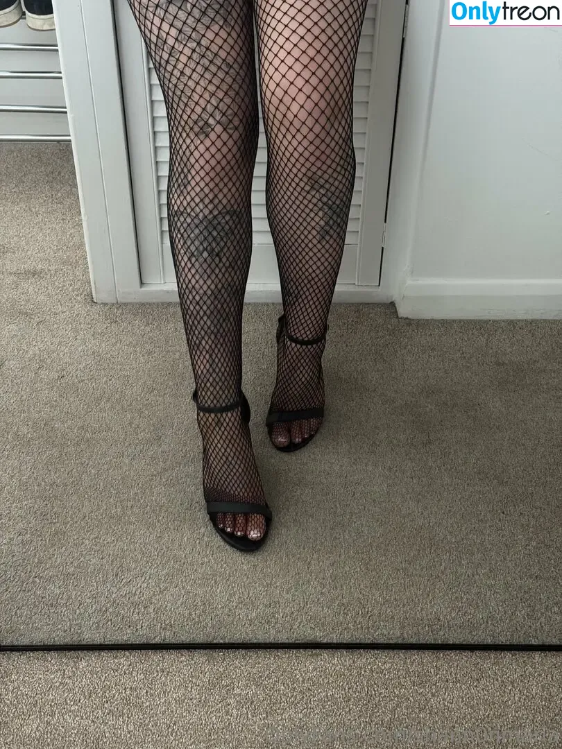 Shann0nmaria_ nude photo #0028 (shann0nmaria)