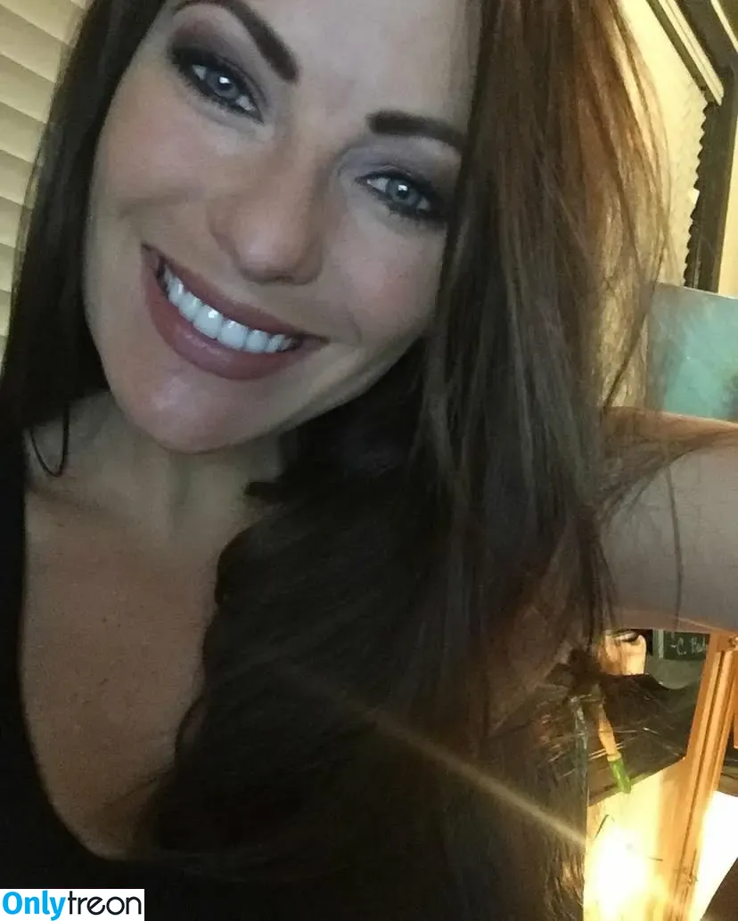 Shannon McAnally nude photo #0016 (shannmcanally)