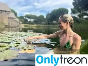 Shantel VanSanten / therealshantel фото голая #0792