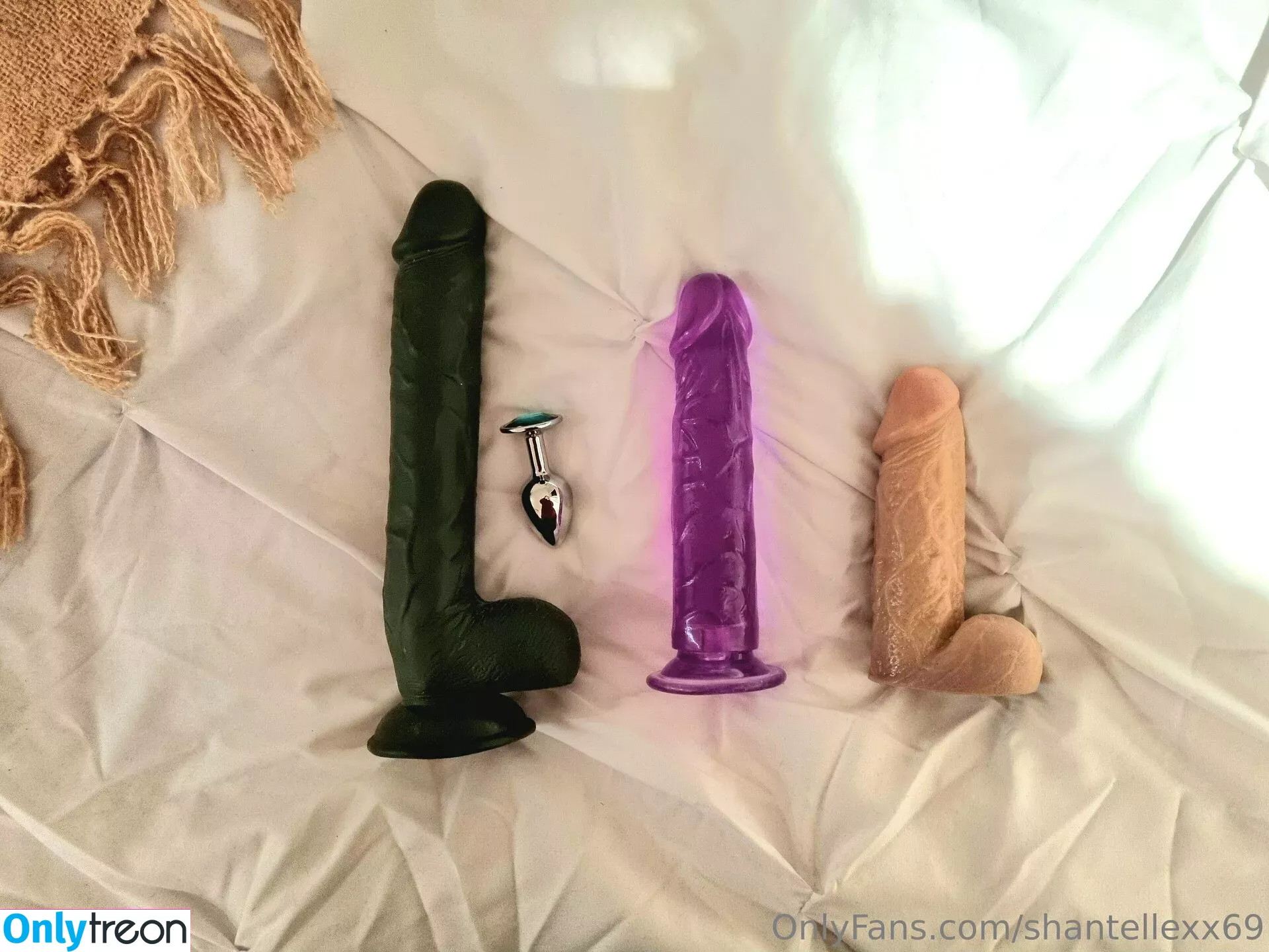 shantellexx69 голая photo #0042 (shantelle69)