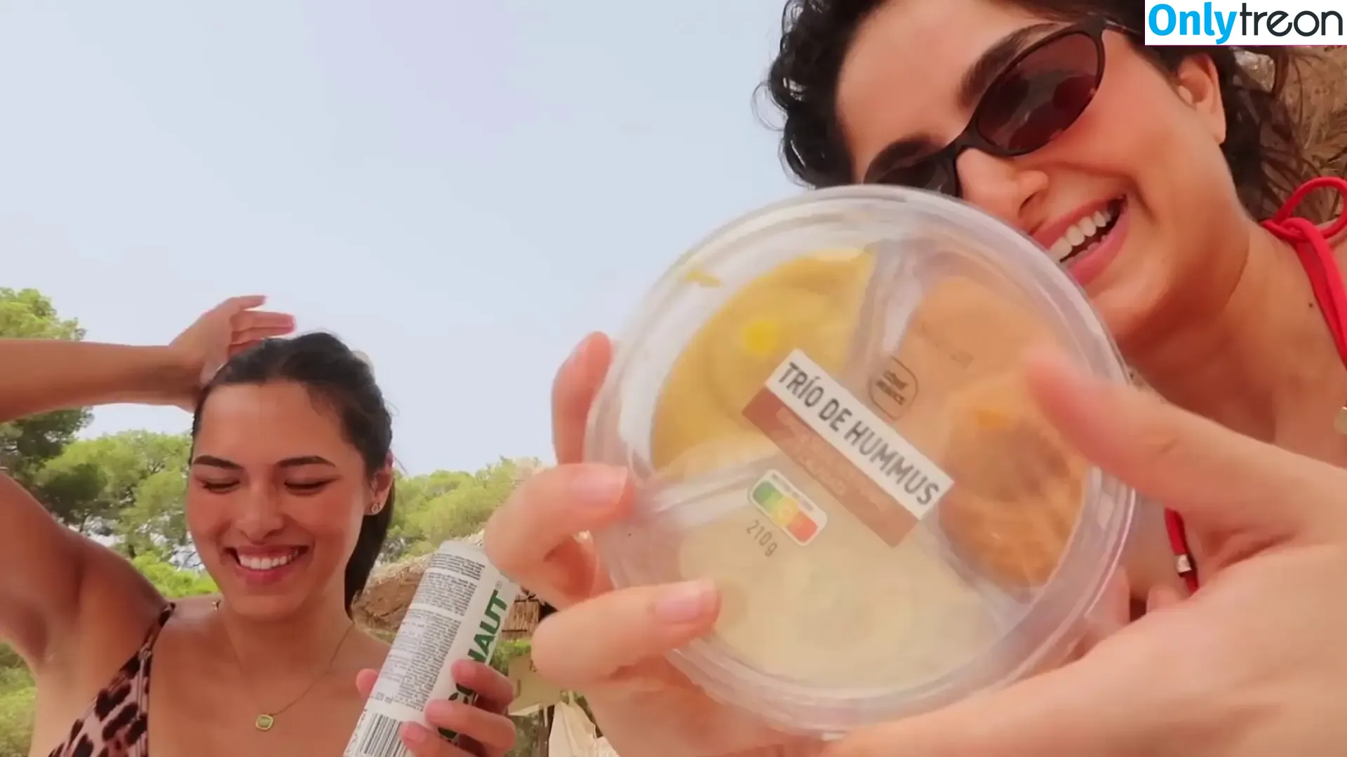 Shanti Tan голая photo #0916 (shantijoantan)