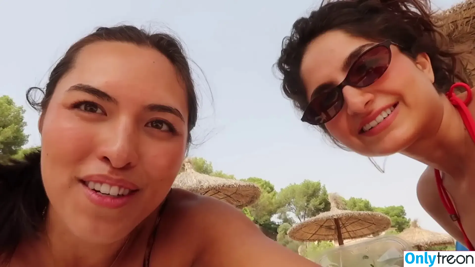 Shanti Tan голая photo #0923 (shantijoantan)