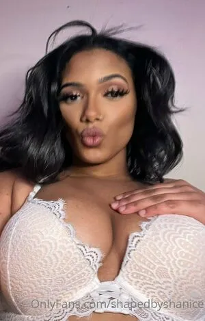 shapedbyshanice / shapesbyshanice nude photo #0006