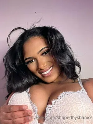 shapedbyshanice / shapesbyshanice nude photo #0008