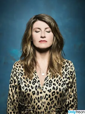 Sharon Horgan / sharonhorgan nude photo #0012