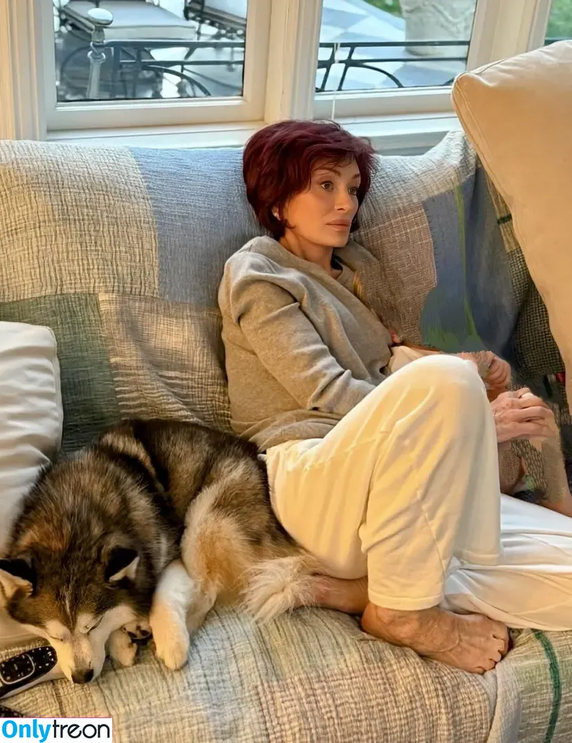 Sharon Osbourne nude photo #0004 (sharonosbourne)