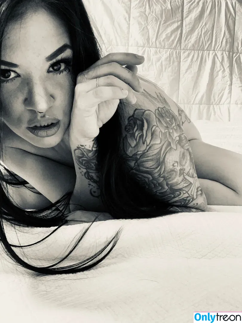 Shaul Guerrero голая photo #0058 (Miss Nyxon / ShaulGuerrero)