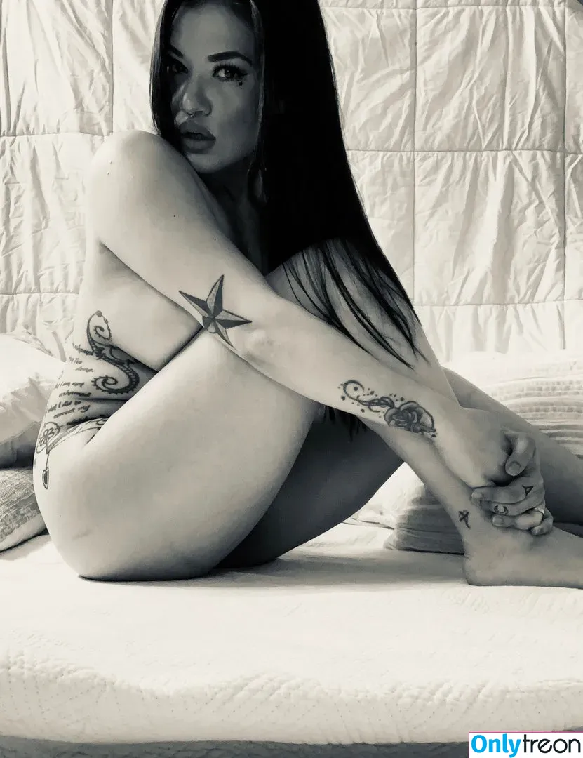 Shaul Guerrero голая photo #0061 (Miss Nyxon / ShaulGuerrero)