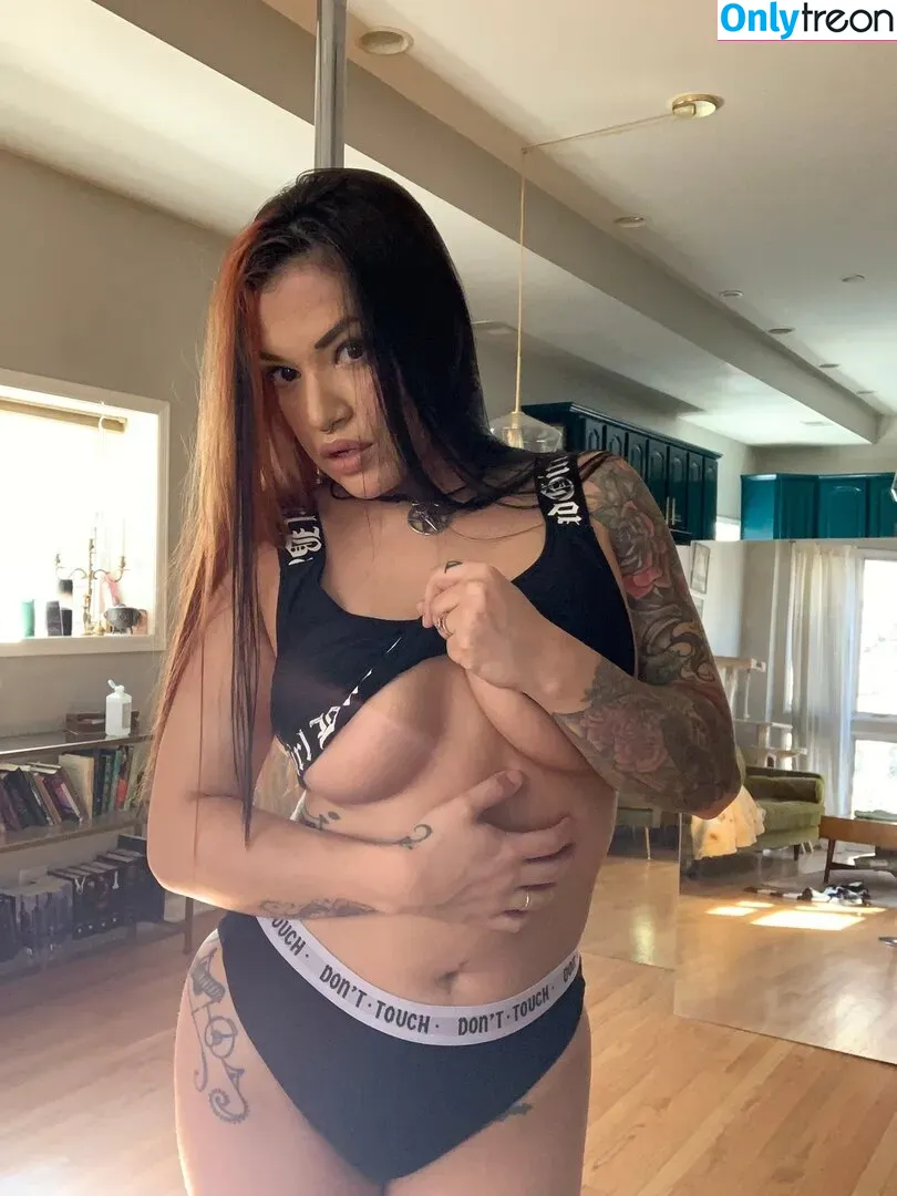 Shaul Guerrero nude photo #0247 (Miss Nyxon / ShaulGuerrero)