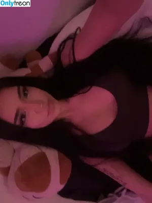 shawtywantarockstar / aamoureuuxx / am0rrx / amoureuxcx nude photo #0009