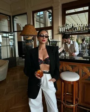 Shay Mitchell / shaymitchell фото голая #0343