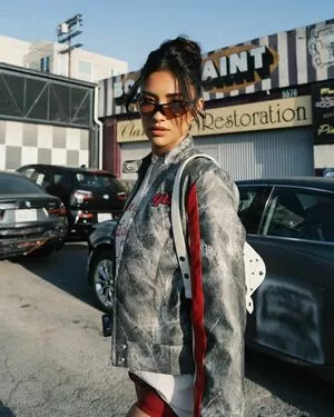 Shay Mitchell / shaymitchell фото голая #0344