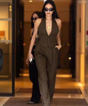 Shay Mitchell / shaymitchell фото голая #0382