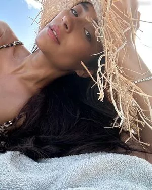 Shay Mitchell / shaymitchell фото голая #0491