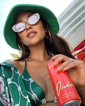 Shay Mitchell / shaymitchell фото голая #0537