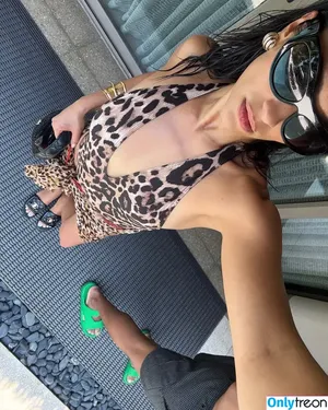 Shay Mitchell / shaymitchell nude photo #0680