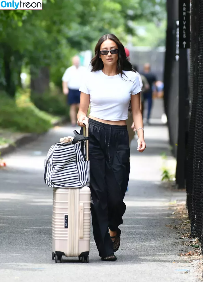Shay Mitchell голая photo #0432 (shaymitchell)