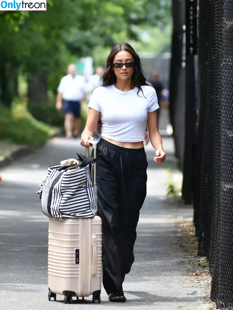 Shay Mitchell голая photo #0435 (shaymitchell)