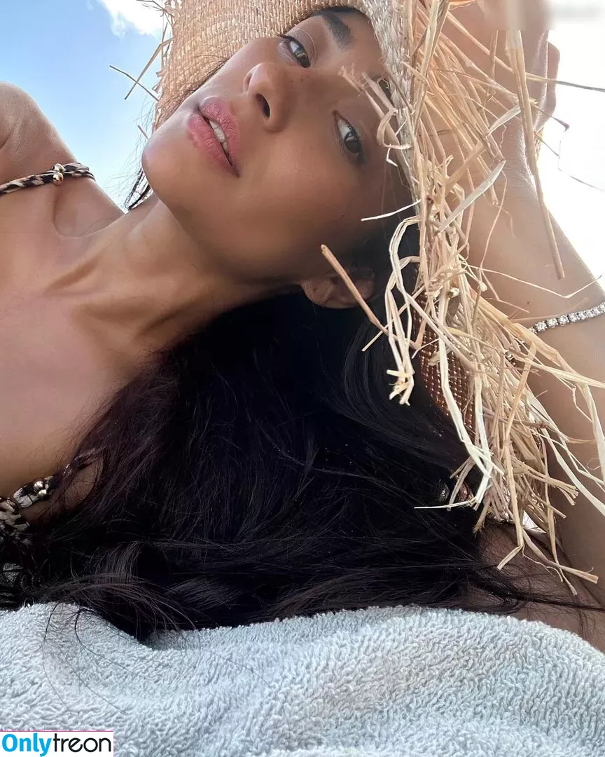 Shay Mitchell nude photo #0491 (shaymitchell)