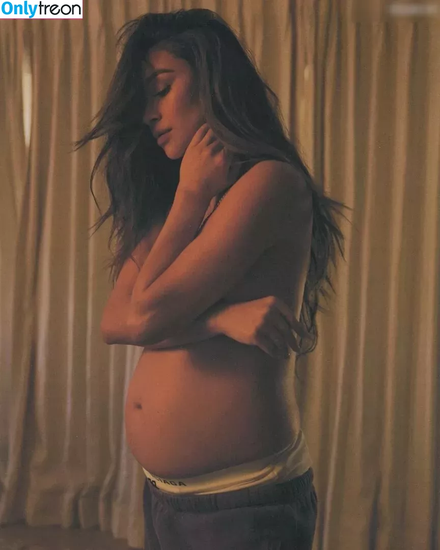 Shay Mitchell nude photo #0505 (shaymitchell)