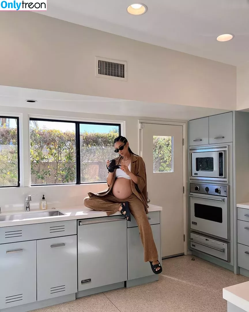 Shay Mitchell nude photo #0509 (shaymitchell)