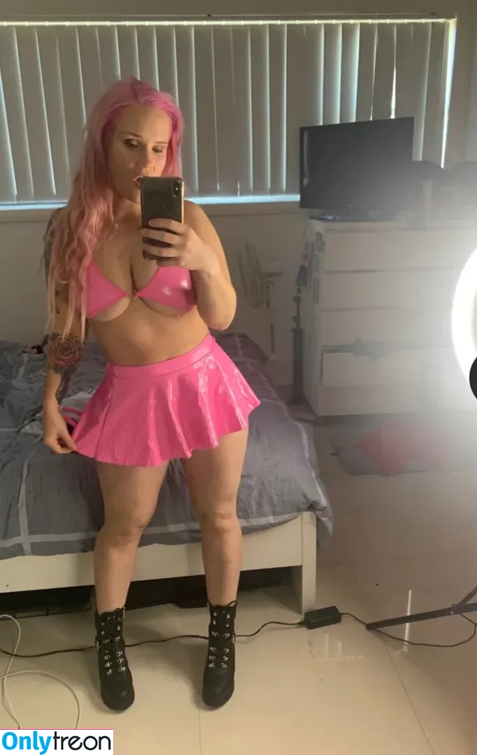 Shazza McKenzie nude photo #0033 (ShazzaMcKenzie / shaylamckenzie / shazza_mckenzie)