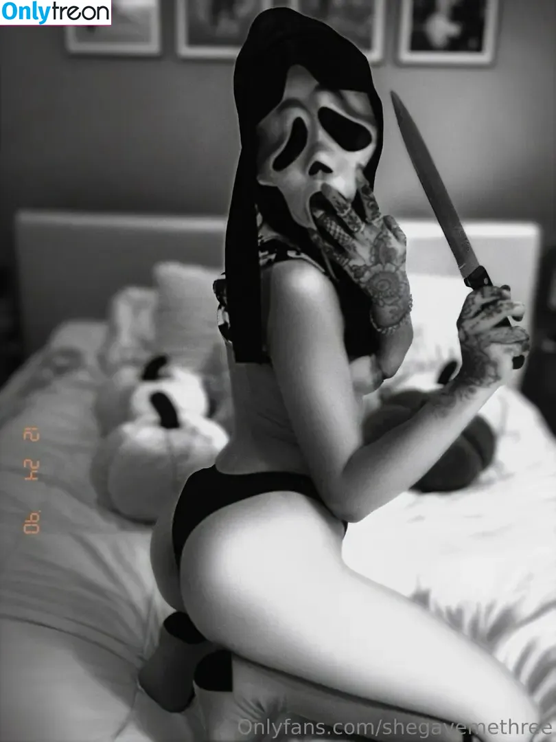 Shegavemethree голая photo #0273 (Del The Donutshop Girl / itsmikeray)