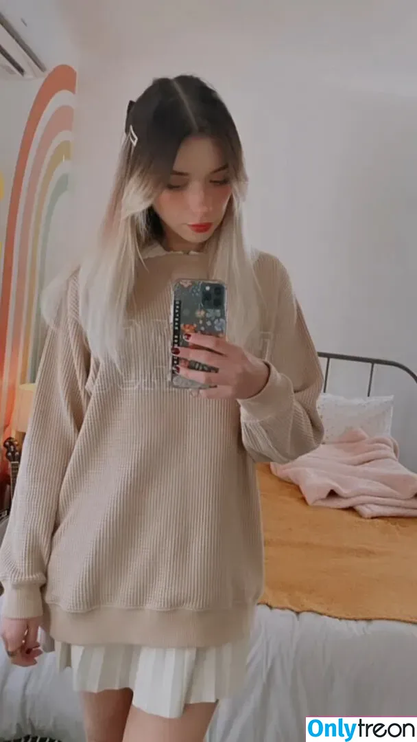shelbygraces голая photo #0095 (Shubble)