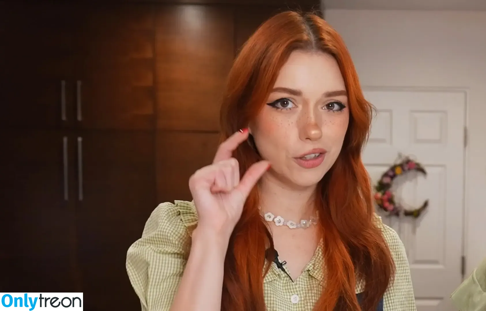 shelbygraces голая photo #0517 (Shubble)