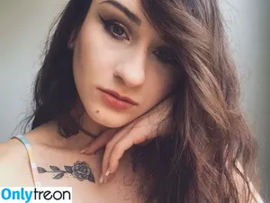 shelldandy / Shelby nude photo #0004
