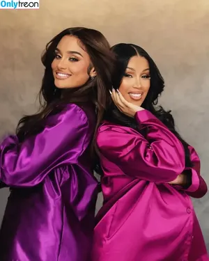 Shelley Louise / shelleylouise100 / shelleyuncensored nude photo #0045