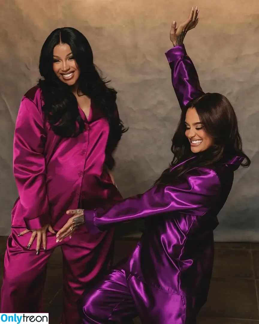 Shelley Louise nude photo #0041 (shelleylouise100 / shelleyuncensored)