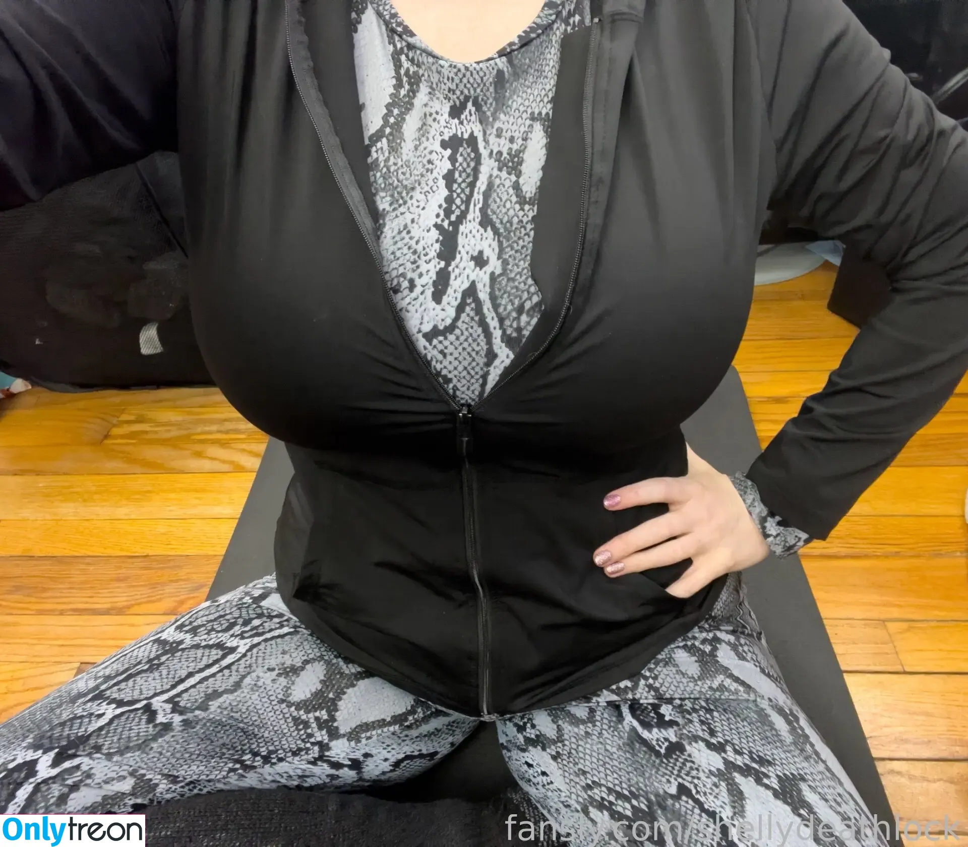 Shellydeathlock nude photo #0027 (Shellydeathlock)
