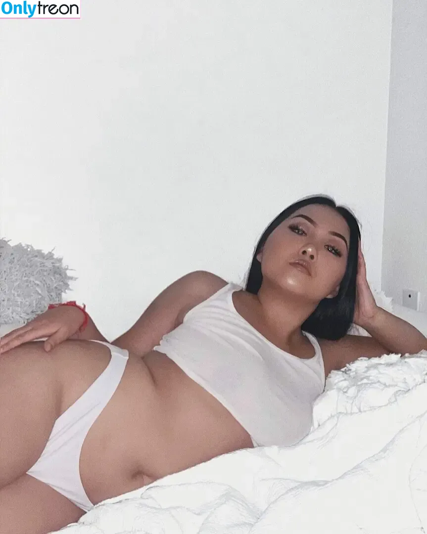 Sheng Thao nude photo #0010 (babyshenggy / thaoxsheng)