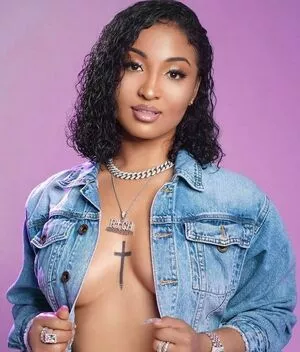 Shenseea фото голая #0121