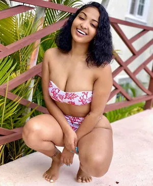 Shenseea фото голая #0182