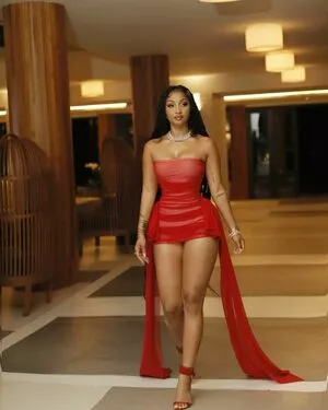 Shenseea фото голая #0213