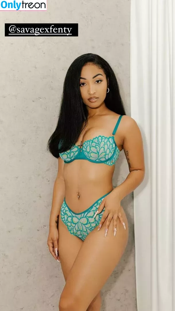 Shenseea голая photo #0068 (Shenseea)