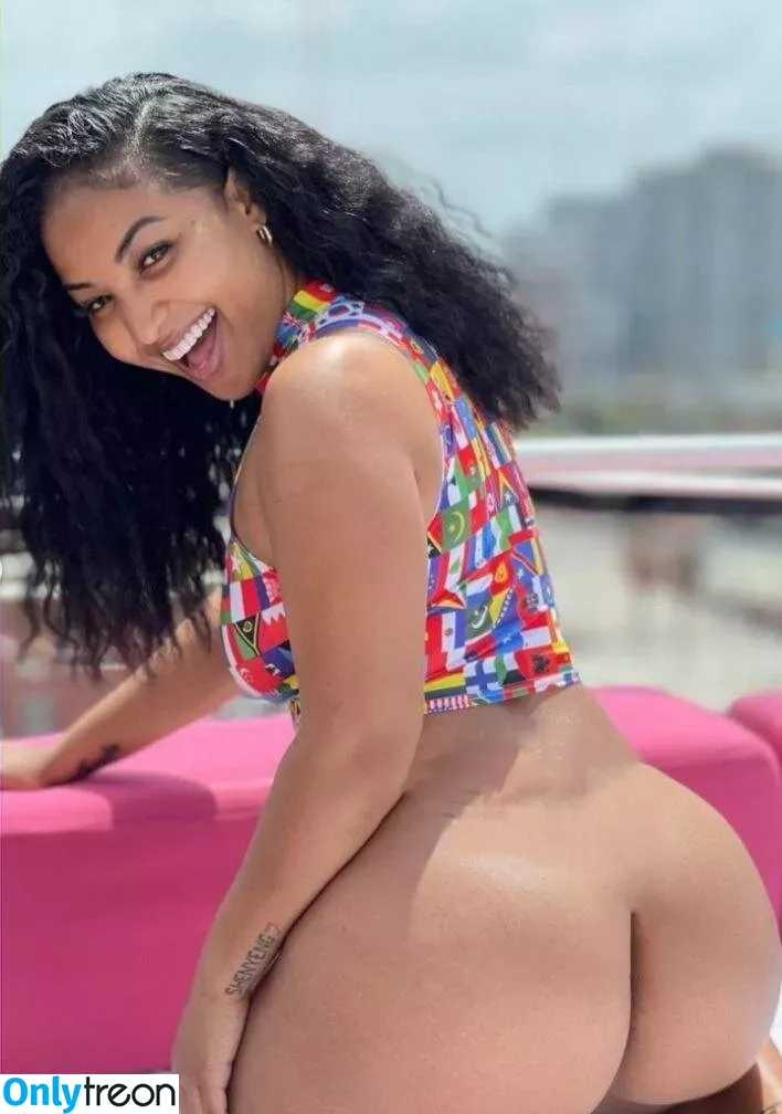 Shenseea голая photo #0165 (Shenseea)