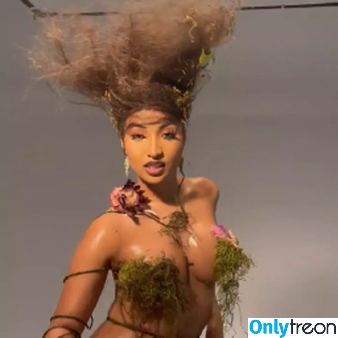 Shenseea голая photo #0202 (Shenseea)