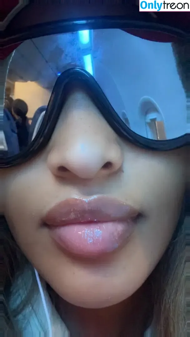 Shenseea nude photo #0274 (Shenseea)