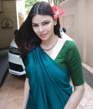 Sherlyn Chopra / SherlynChopra / _sherlynchopra_ / officialsherlynchopra фото голая #0072