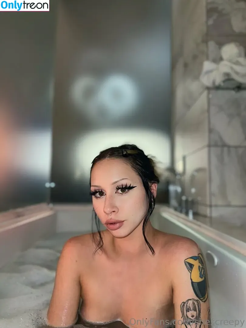 shescreepy nude photo #0016 (kota_quinn_)